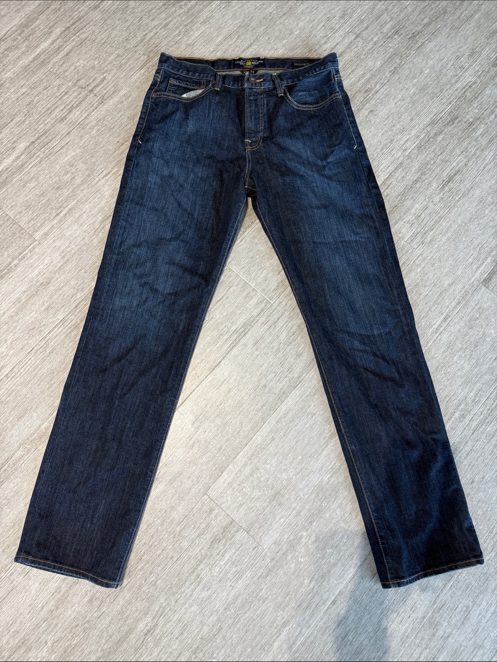 Lucky Brand Men's Dark Indigo Straight Jeans